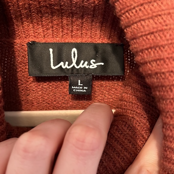 LuLus Sweater - Picture 5 of 6